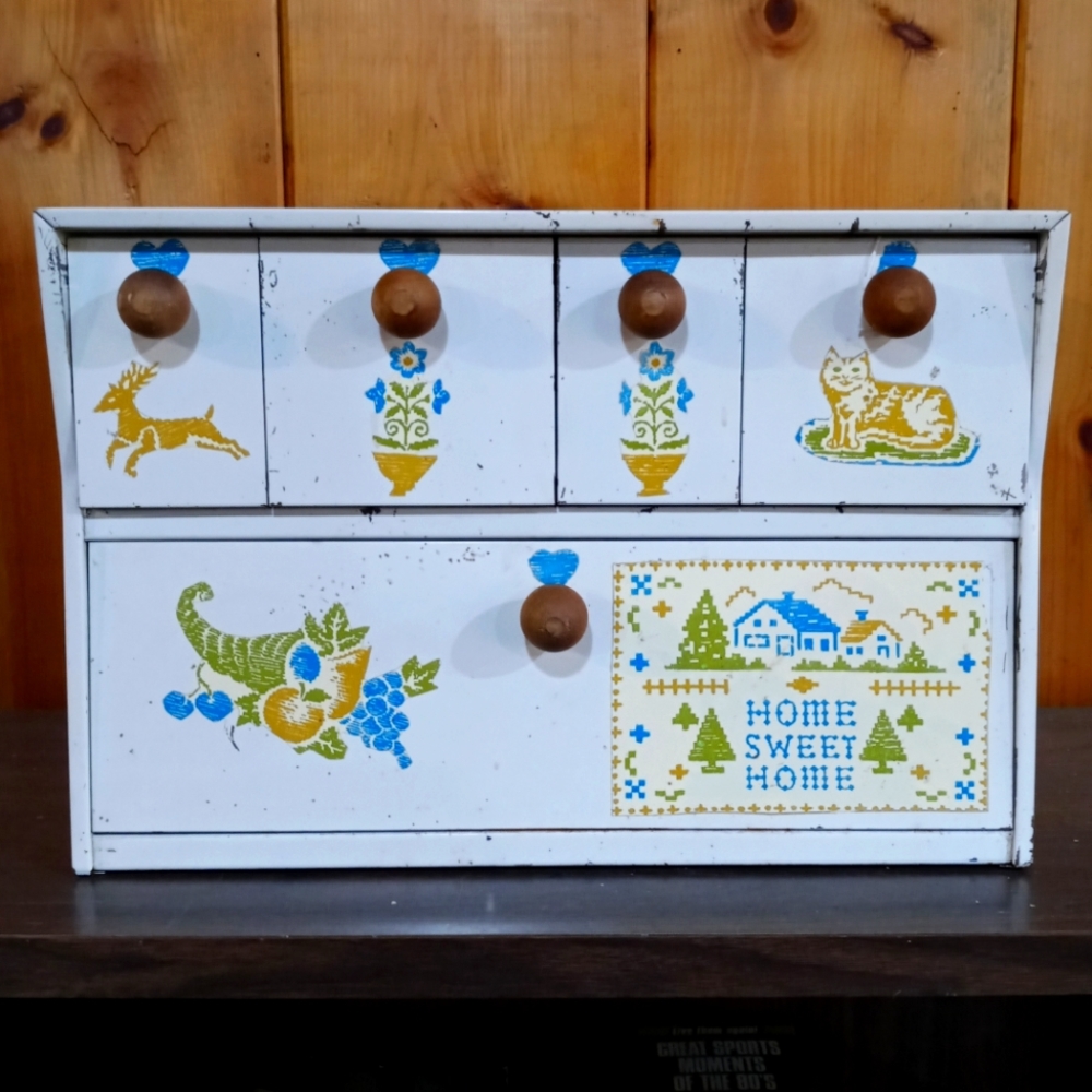 Midcentury Modern Speko Metal Bread Box